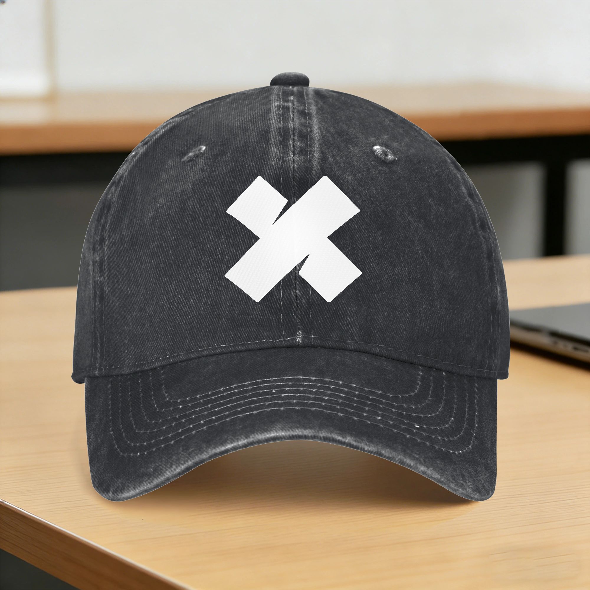 Running Gear Hat - قبعة بيسبول مغسولة من سام فاميلي،