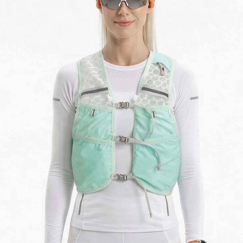 سترة ترطيب للجري مع جيبين للزج - مراجعة Running Gear For وسعره