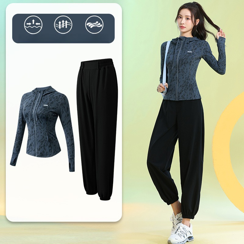 بدلة رياضية نسائية للجري بأكما - مراجعة Running Gear For وسعره